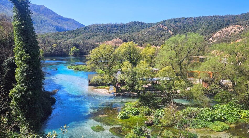 Blue Eye, Albania