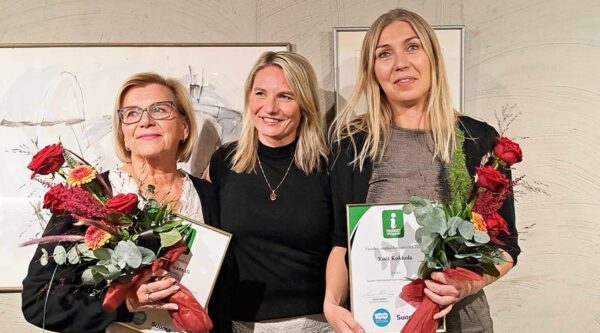 Tanja Rautiainen, Visit Naantali, Susanne Rasmus, Suoma ry puheenjohtaja ja Teea Pietilä Visit Kokkola