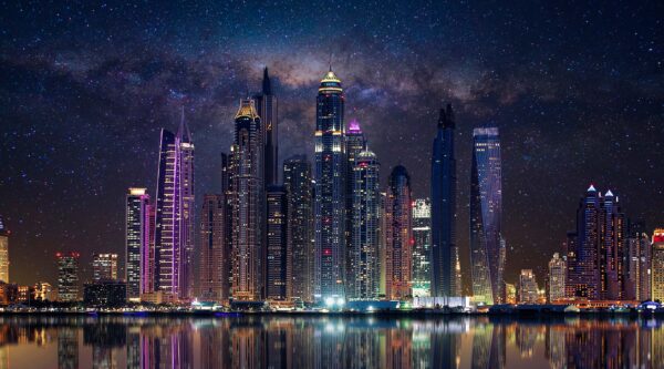 Dubai yöllä