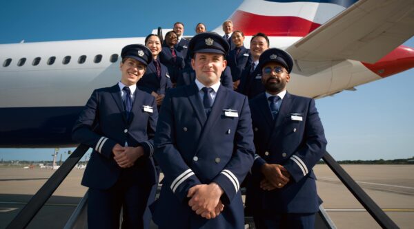British Airwaysin lentokone ja henkilökunta